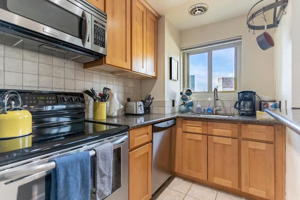 Vibrant Downtown, King Bed, Work Desk & Kitchen Villa Seattle Eksteriør bilde